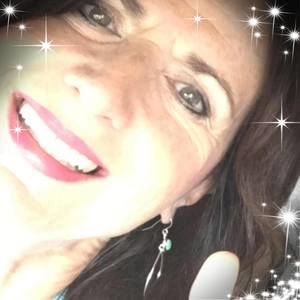 Meet your Posher, Joy